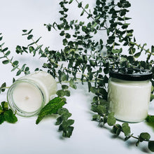 Load image into Gallery viewer, Natural soy candle made with essential oils
